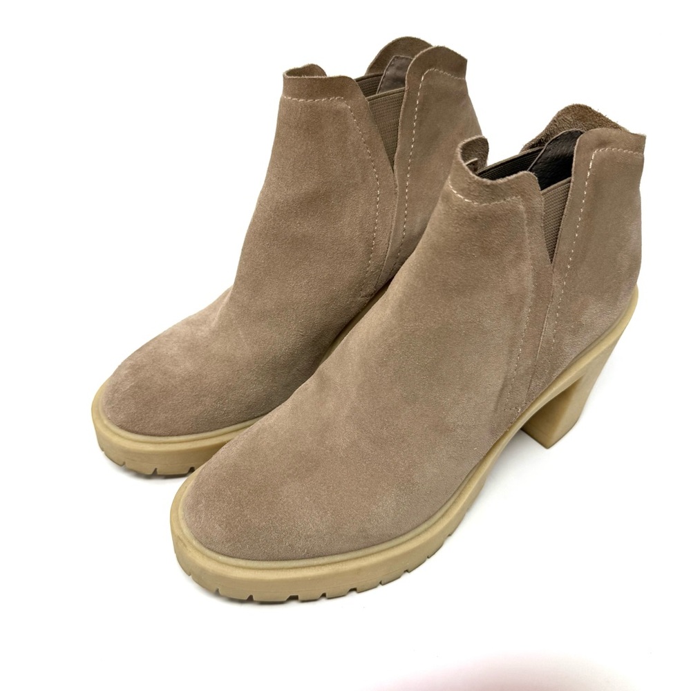 Dolce Vita Cashe H2O Taupe Suede Lug Sole Ankle Platform Boots 8.5 Waterproof - Picture 2 of 16